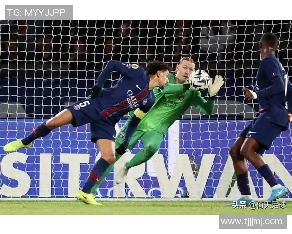 皇马与巴黎圣日耳曼历史交锋记录分析及战绩回顾